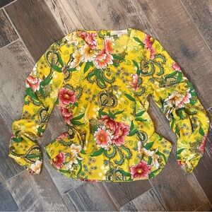 🔅LIKE NEW🔅LOFT Yellow Floral Blouse Size Small